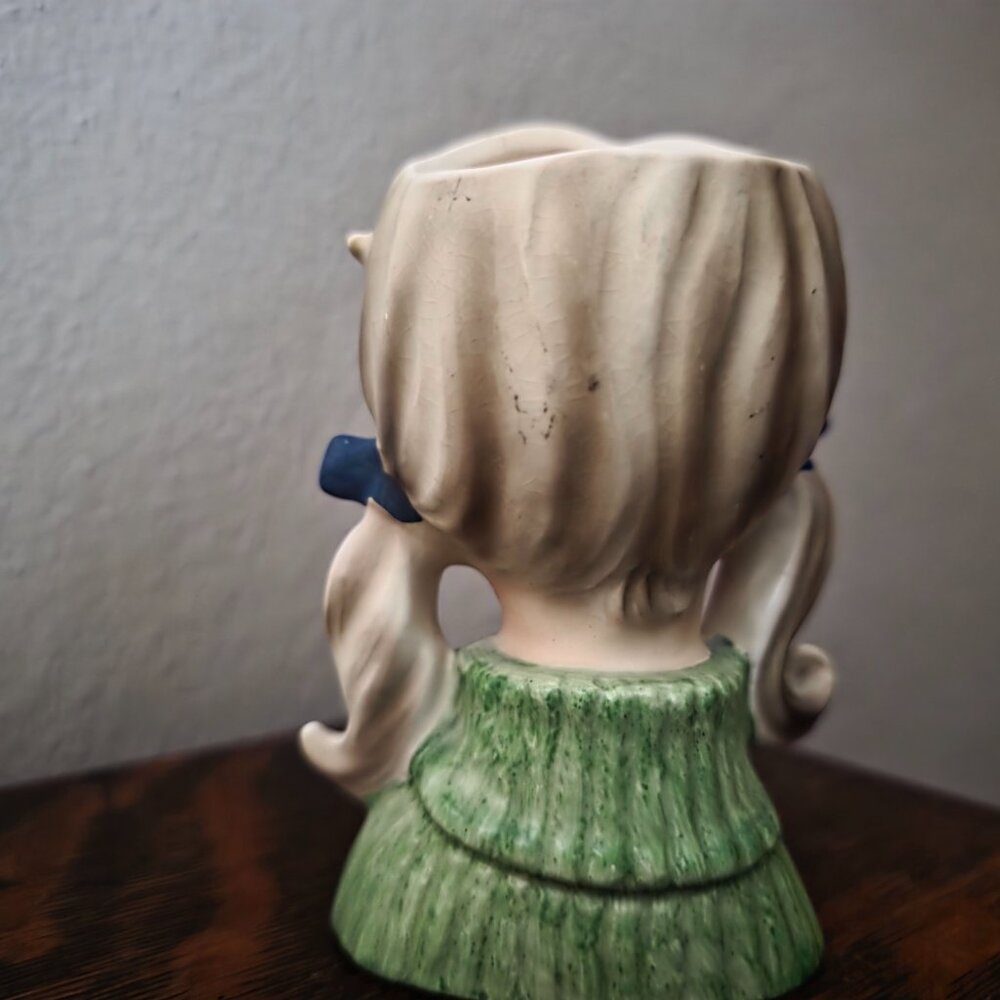 Vintage Teen Head Vase - Picture 3 of 8